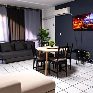 Grey House אילת